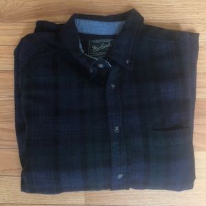 Woolrich Men’s plaid shirt (large)